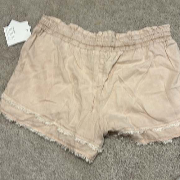 Bella Dahl shorts.   Large.  Sand color. - Picture 3 of 3